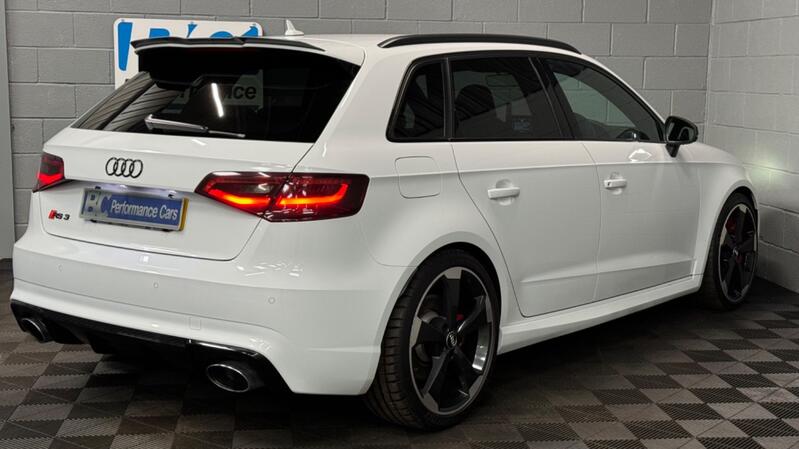 AUDI RS3