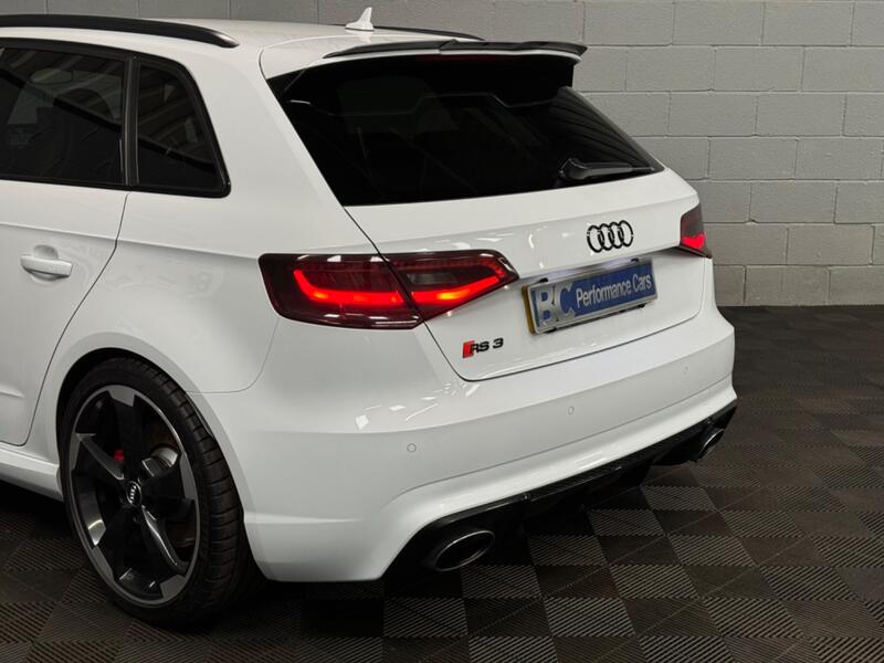 AUDI RS3