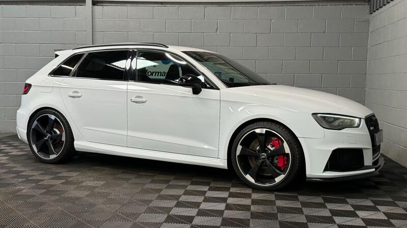 AUDI RS3